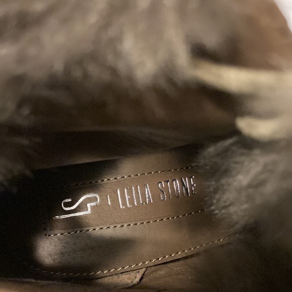 NWT. Lela Stone Boots - Size6.5 - Picture 3 of 7